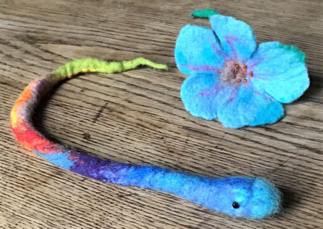 Filzen von 7 - 77 - 
Nassfilzen für Kinder ab Grundschulalter mit ihren Eltern, Paten, Großeltern